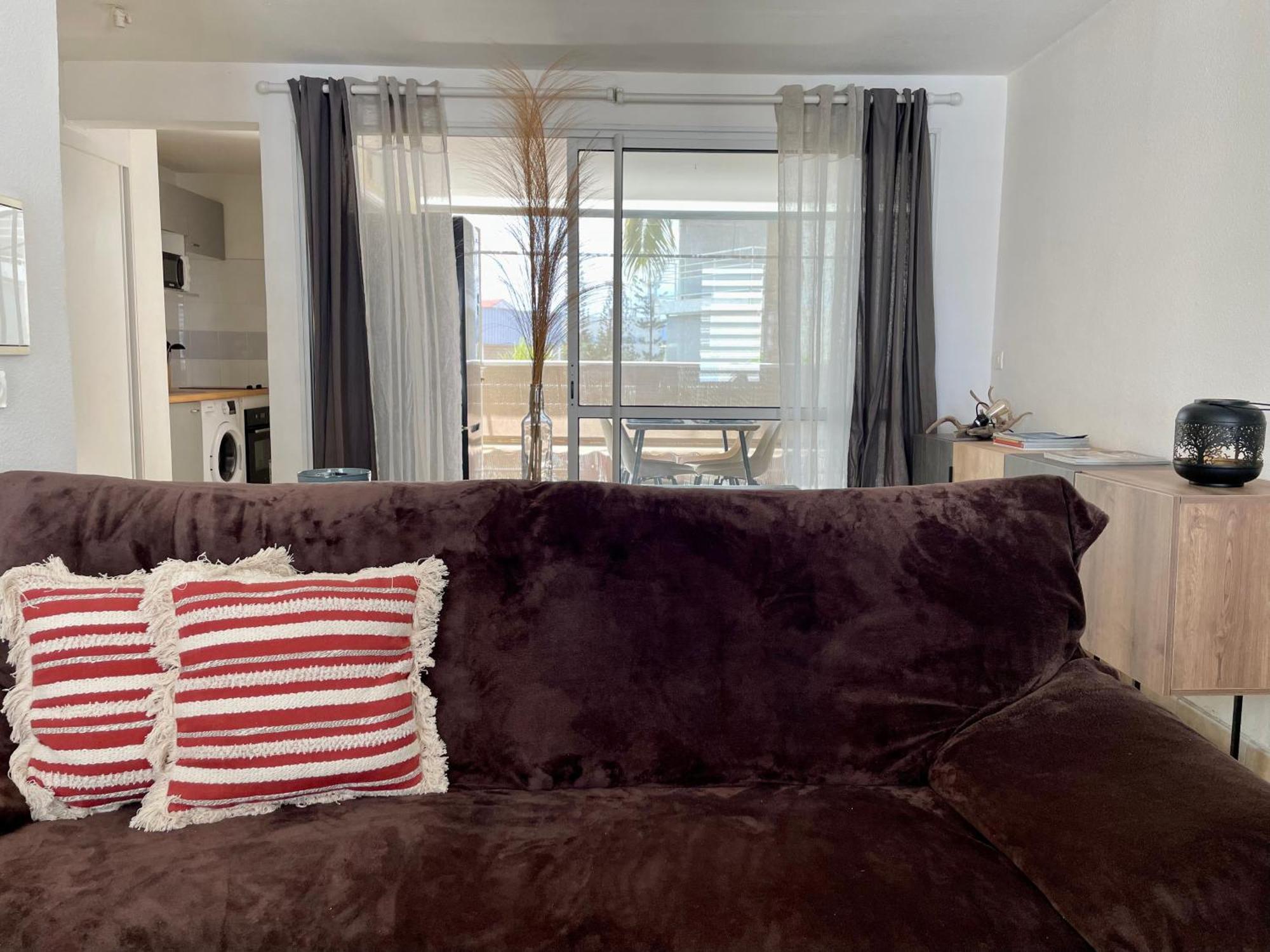 Appartement Cosy En Ville Baie-Mahault Exteriör bild